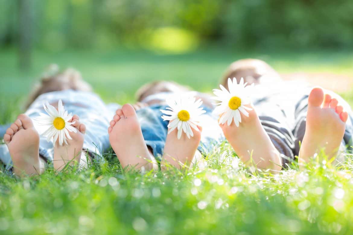 30 Activities for Spring Family Fun